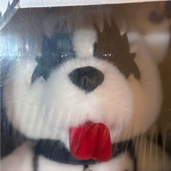 Collectible Kiss Gene Simmons Bear - 1998 - Mint with Certificate Showcasing! - Picture 13 of 14